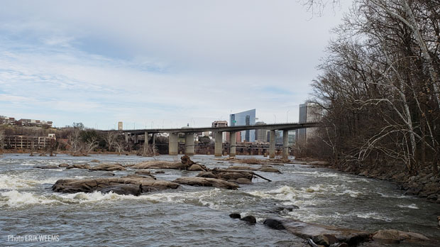 Richmond skyline and Lee Bridge along James River Richmond skyline and Lee Bridge along James River